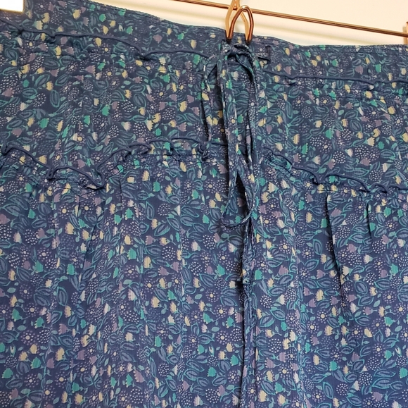 American Eagle Outfitters Skirt - Picture 2 of 3